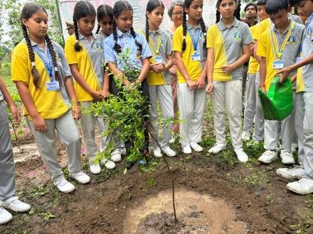 Uttar Pradesh Van Mahotsav